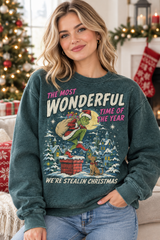 Mockup nữ US mặc sweatshirt