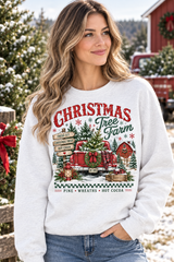 Mockup người mẫu nữ mặc áo Christmas Tree Farm
