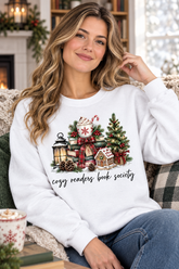 Mockup người mẫu nữ mặc áo Cozy Readers