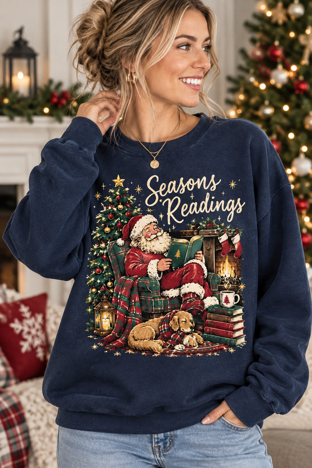 Mockup người mẫu nữ mặc áo Seasons Reading Santa